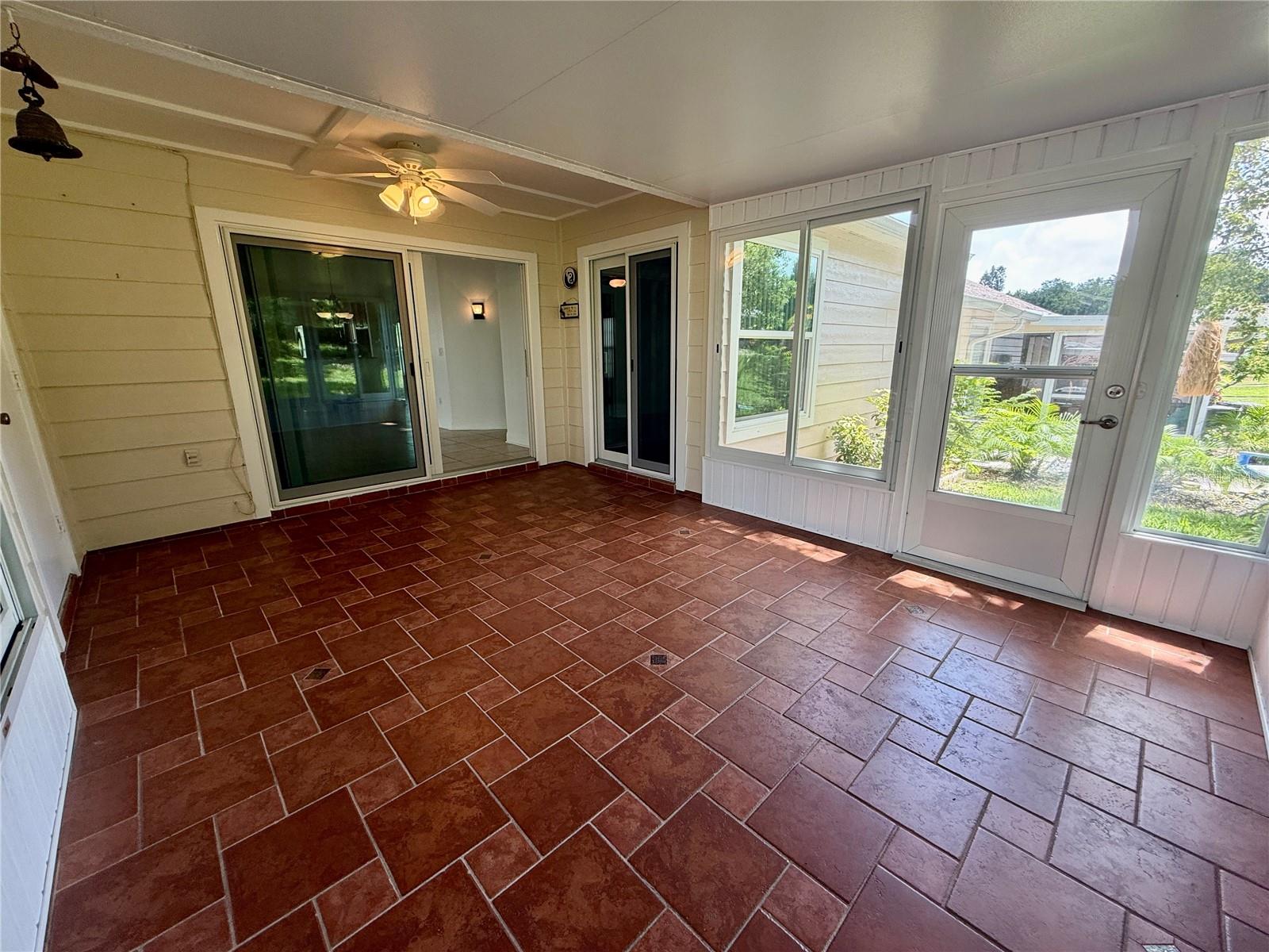 2461 BENTLEY DR, PALM HARBOR, FL — photo 19