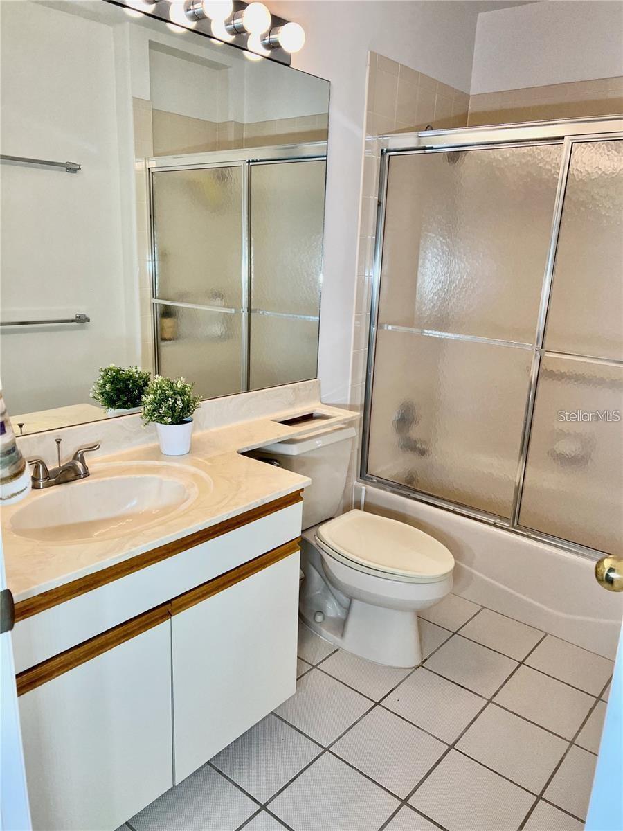 7186 LAKESIDE DR, SARASOTA, FL — photo 15