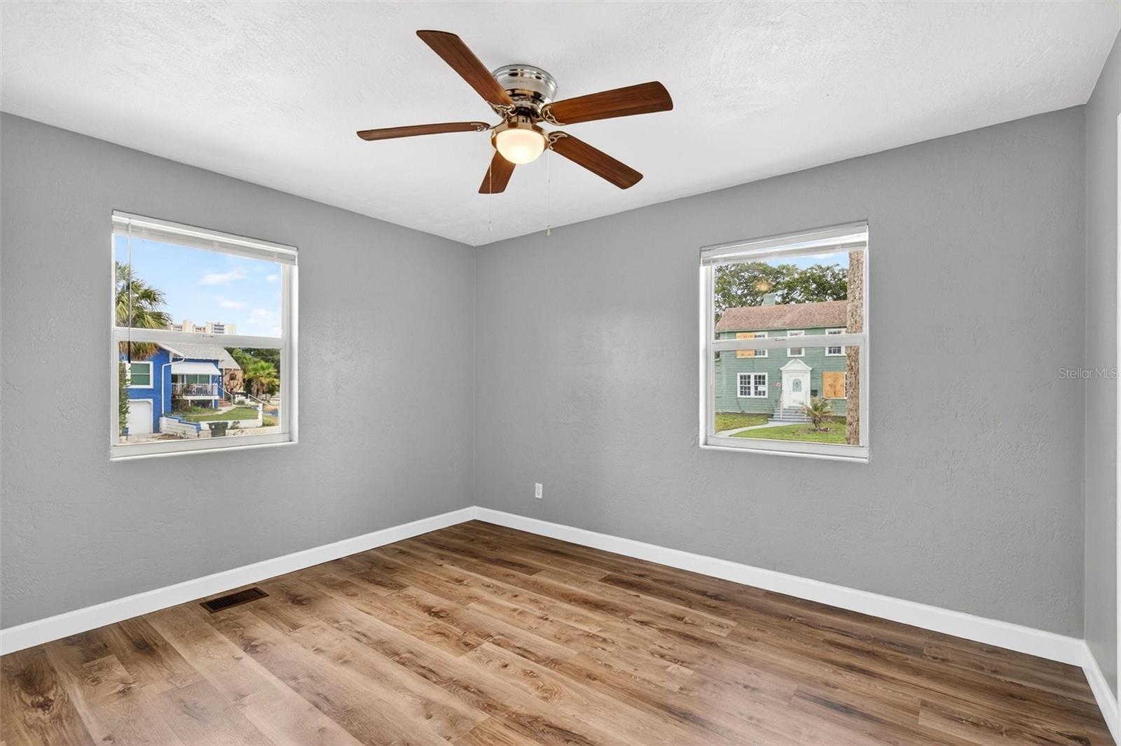 419 N PENINSULA DR, DAYTONA BEACH, FL — photo 37