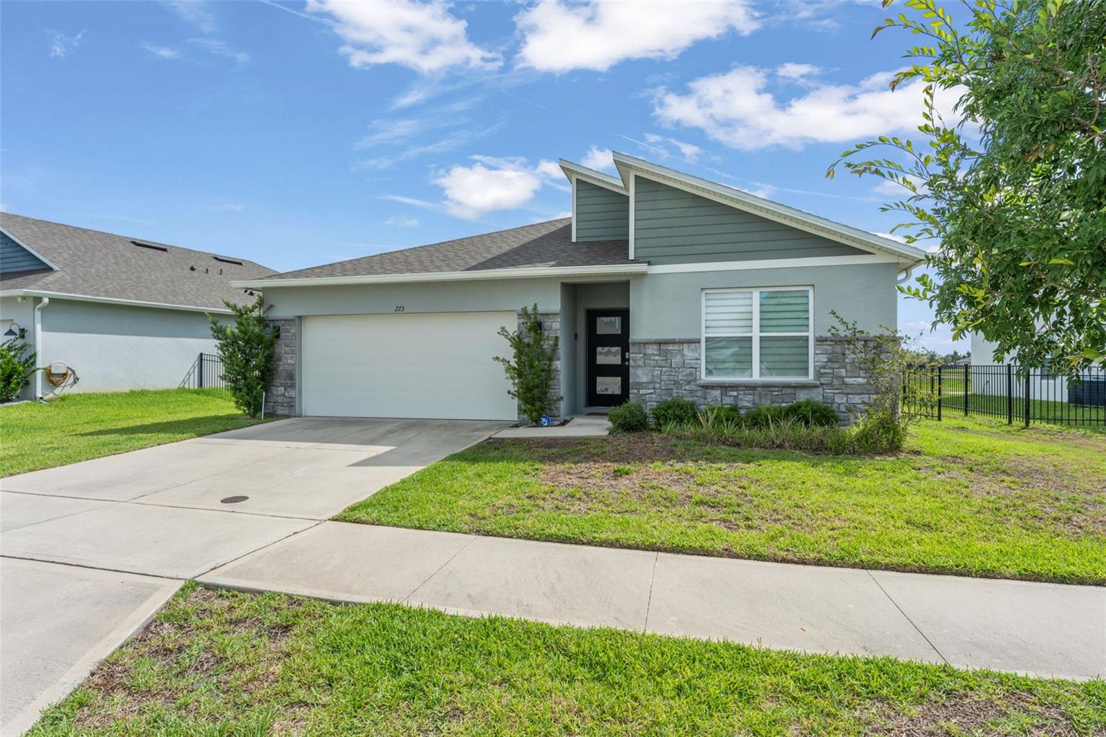 273 TALISI LOOP, ST CLOUD, FL — photo 2