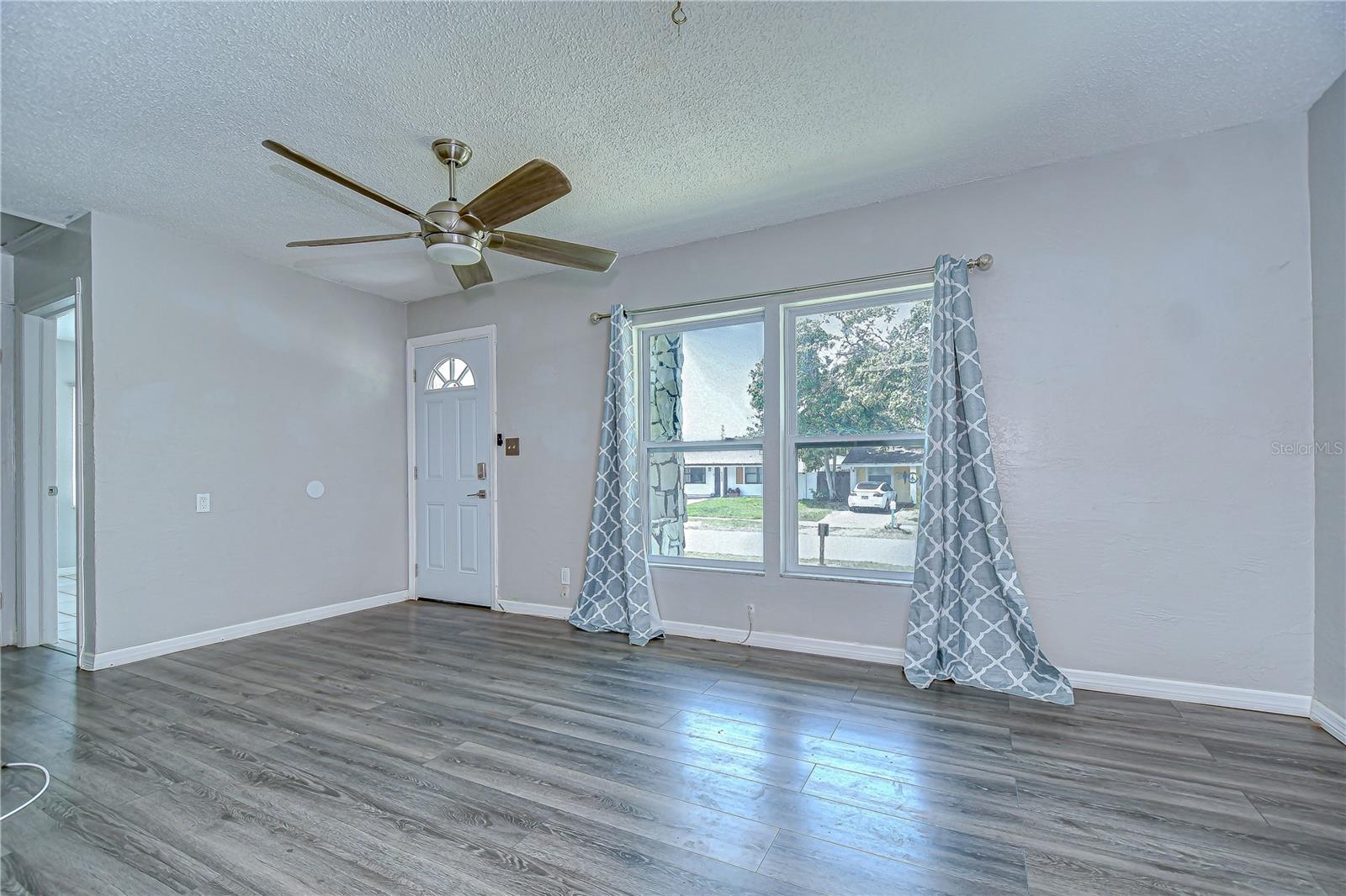 5325 8TH AVE S, GULFPORT, FL — photo 3