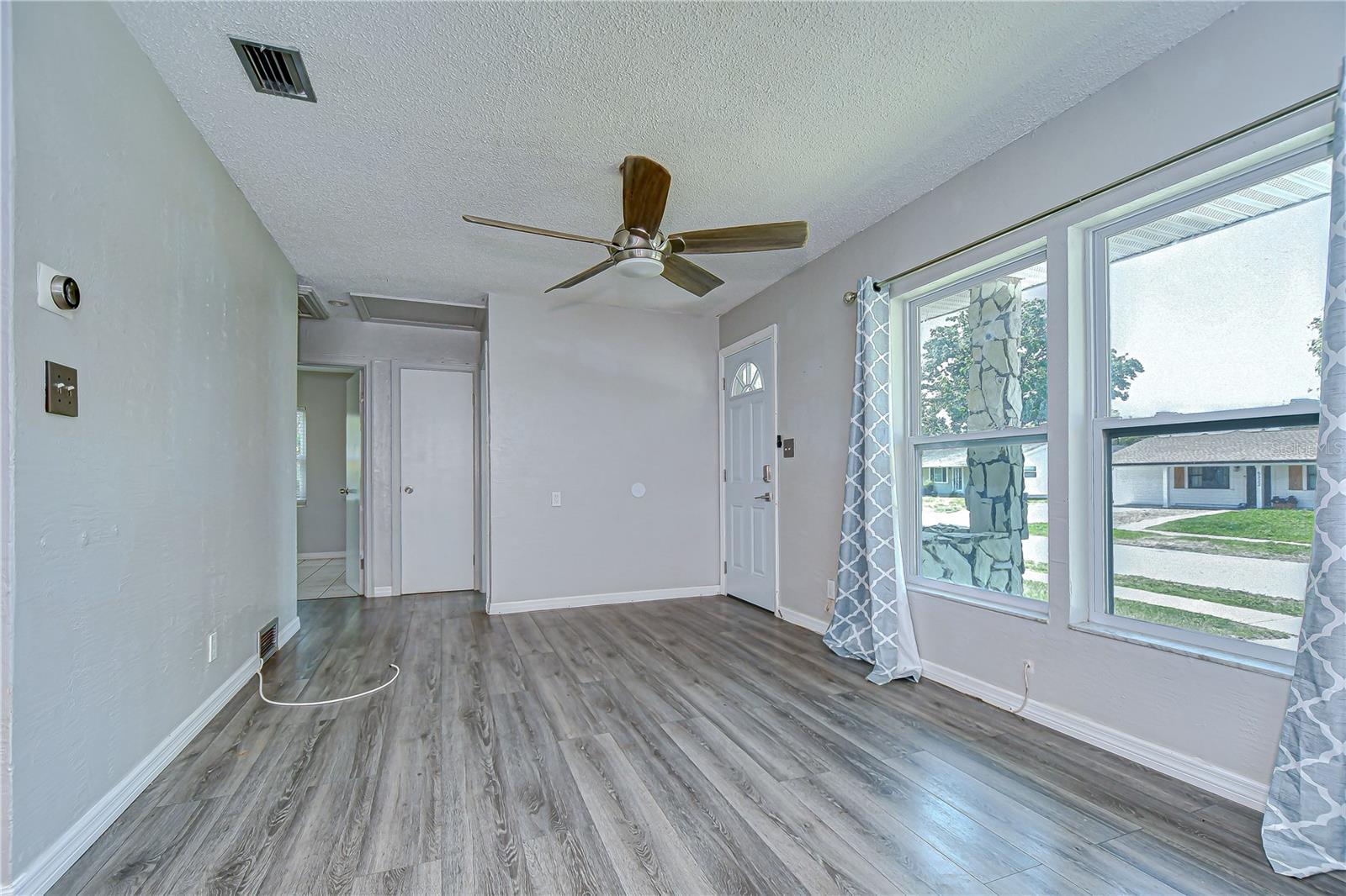 5325 8TH AVE S, GULFPORT, FL — photo 4