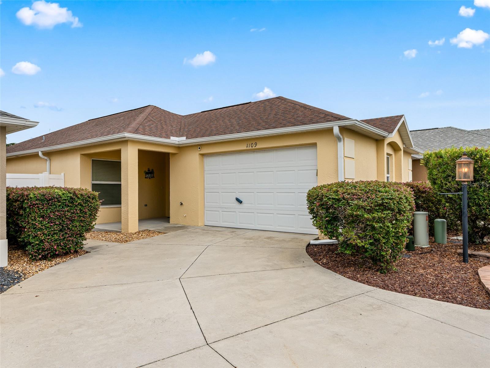 1109 TIPTON LN, THE VILLAGES, FL — photo 2