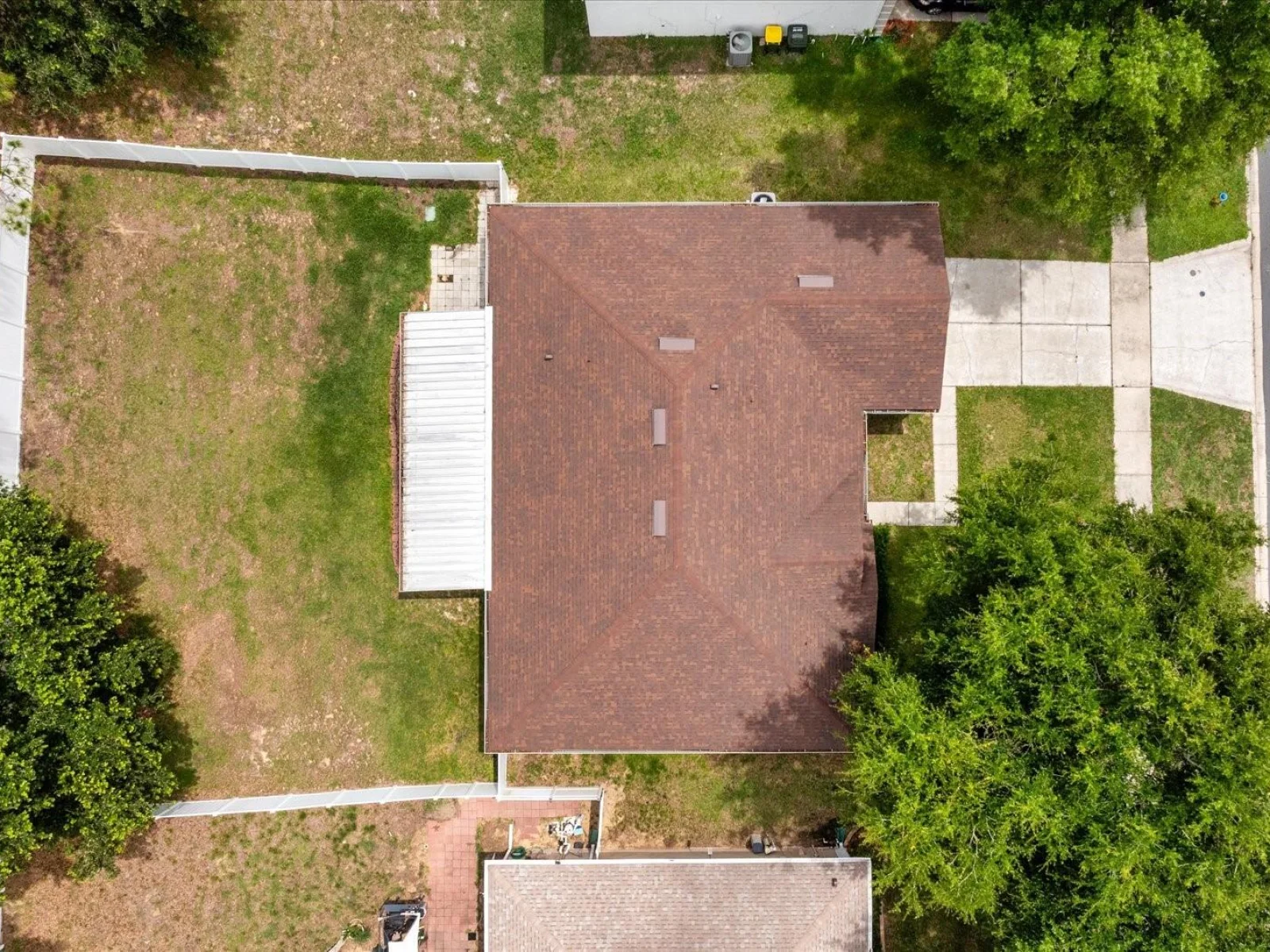 1882 VALE DR, CLERMONT, FL — photo 29