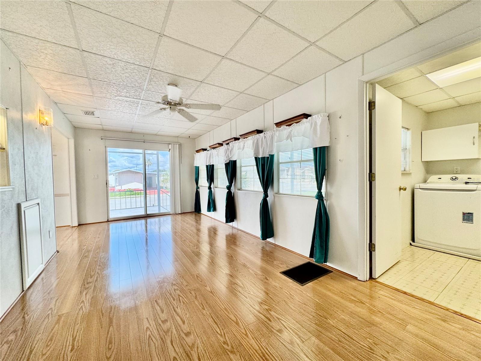 35151 DANNY DR #Lot 114, ZEPHYRHILLS, FL — photo 10