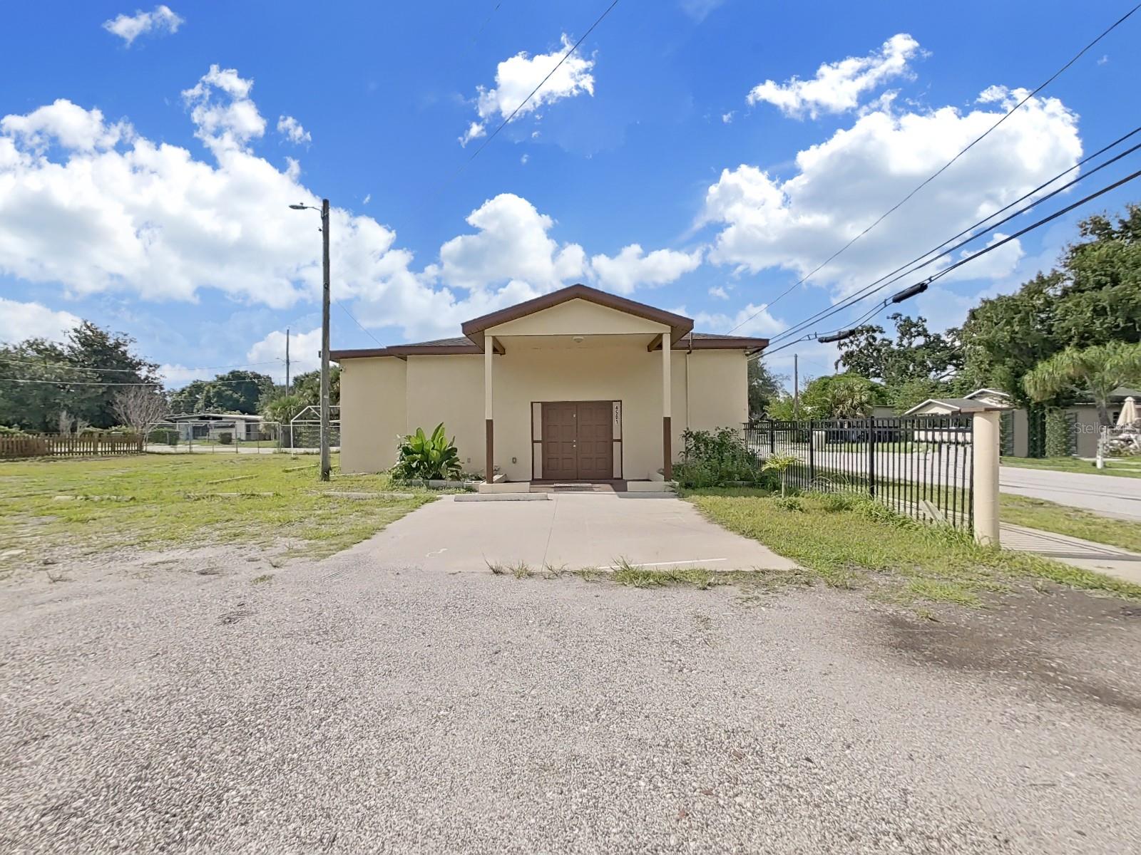 4501 N 42ND ST, TAMPA, FL — photo 3
