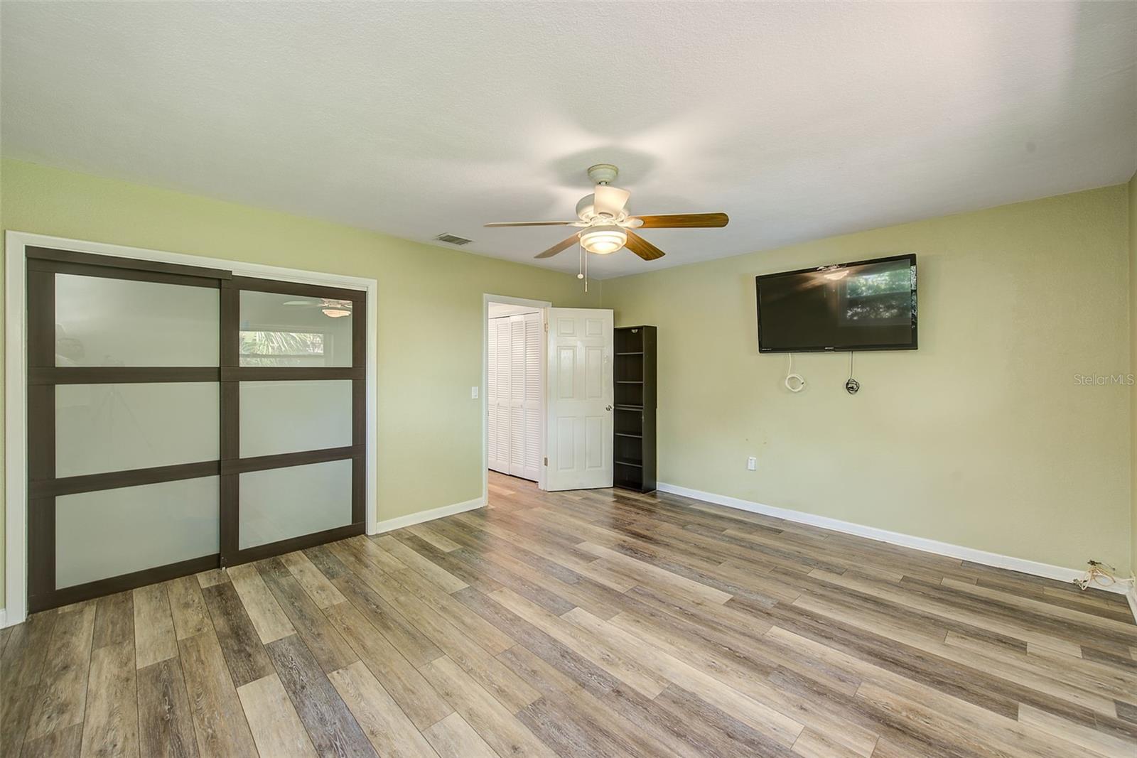 14079 VICTORIA RD, LARGO, FL — photo 21