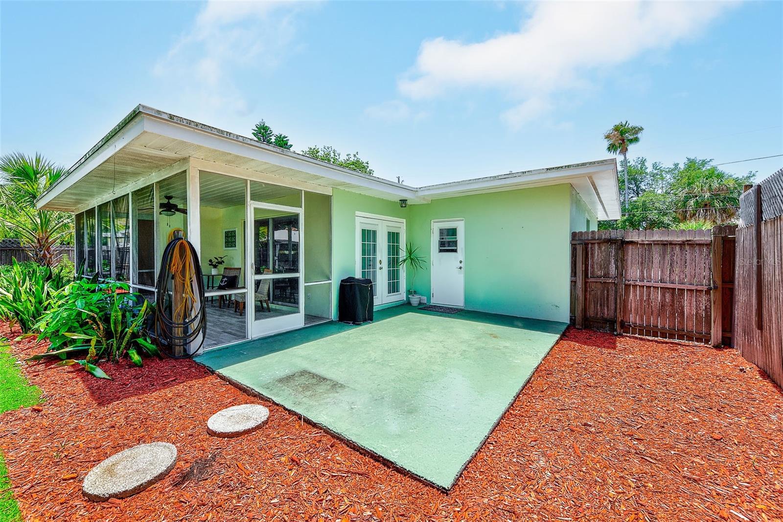 14079 VICTORIA RD, LARGO, FL — photo 33