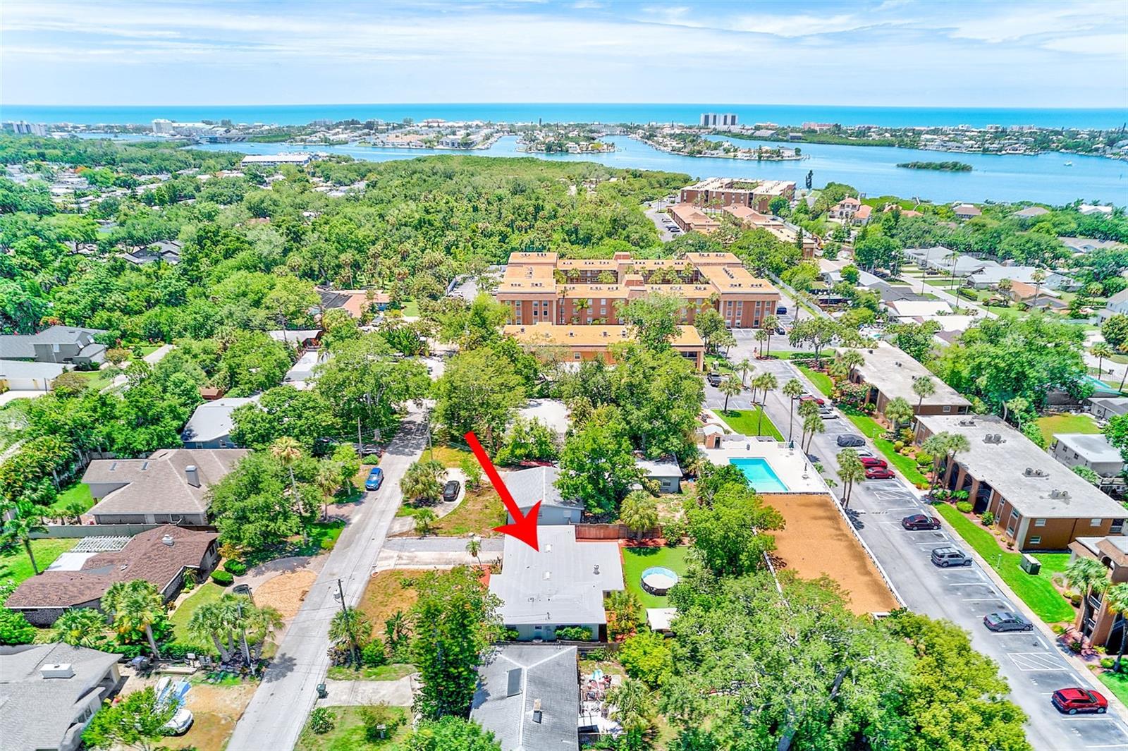 14079 VICTORIA RD, LARGO, FL
