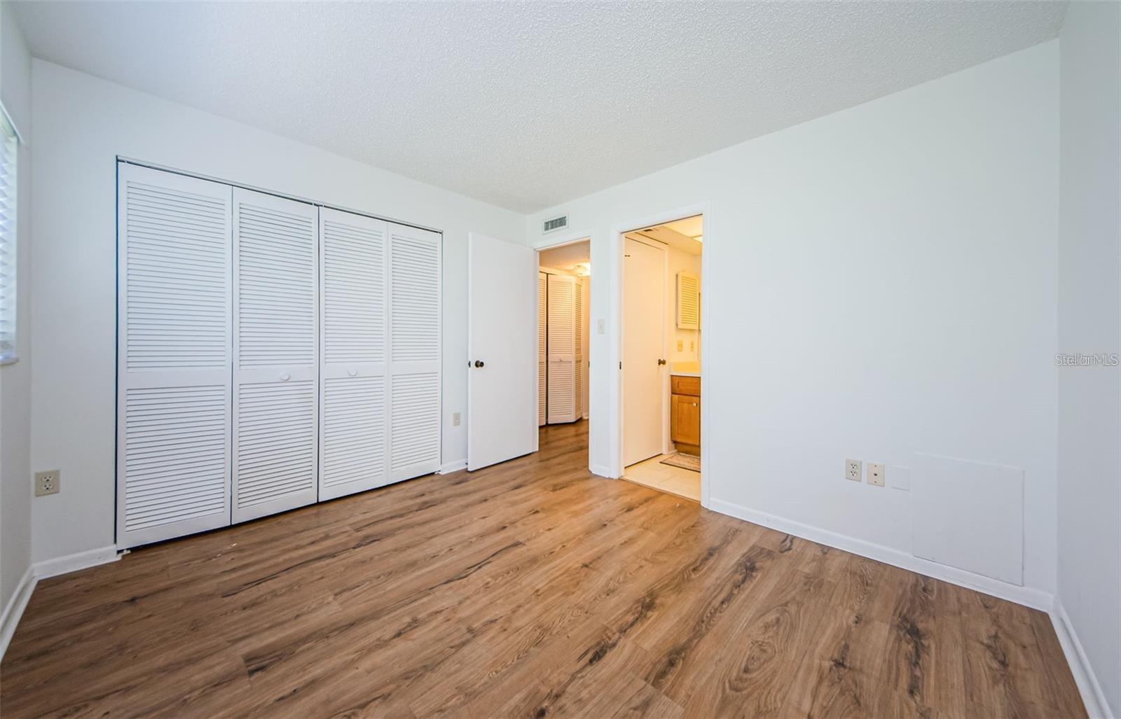 2650 COUNTRYSIDE BLVD #F110, CLEARWATER, FL — photo 12