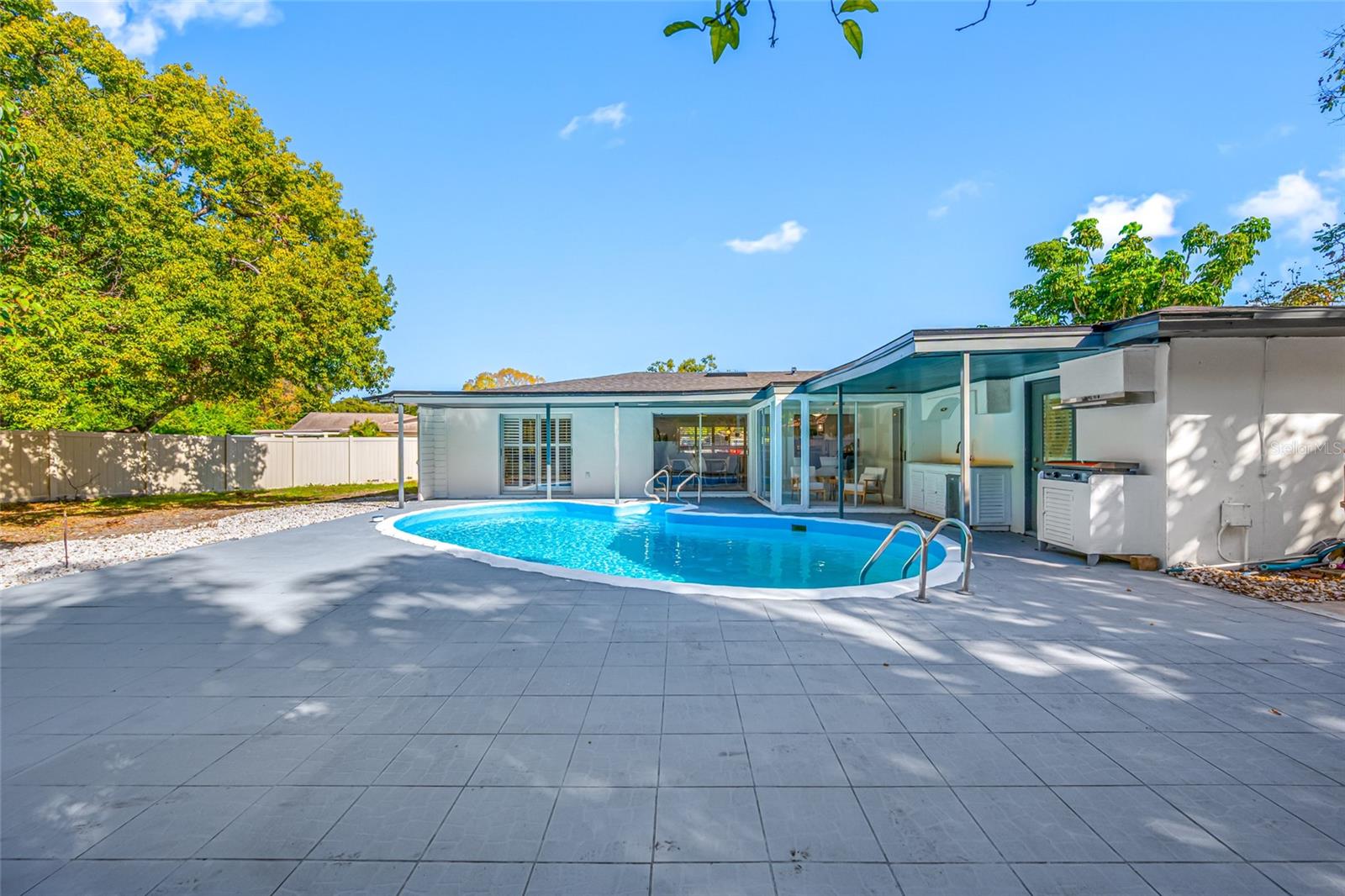1932 ORO CT, CLEARWATER, FL — photo 8