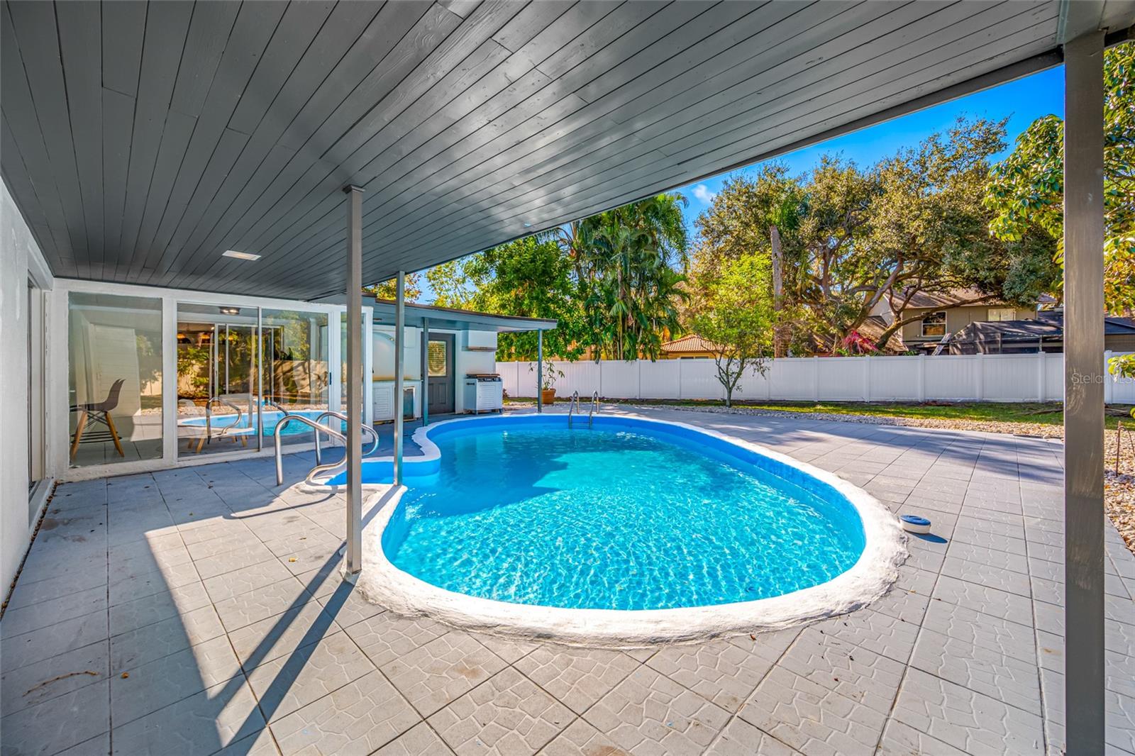 1932 ORO CT, CLEARWATER, FL — photo 10