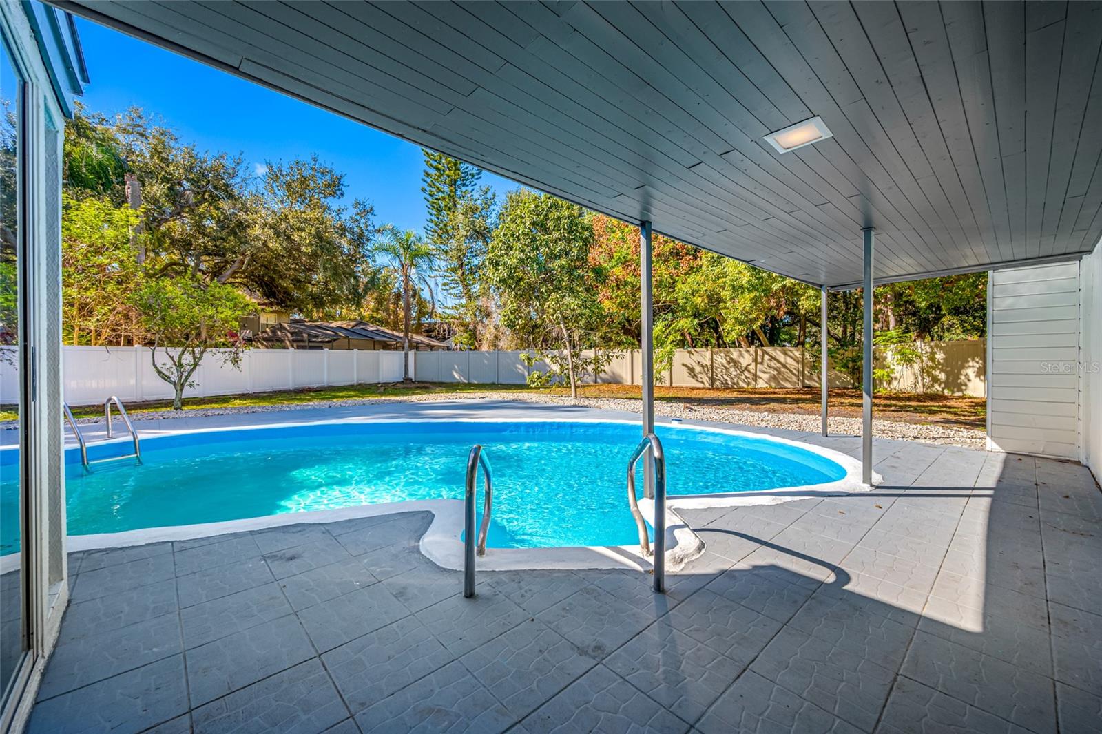1932 ORO CT, CLEARWATER, FL — photo 12