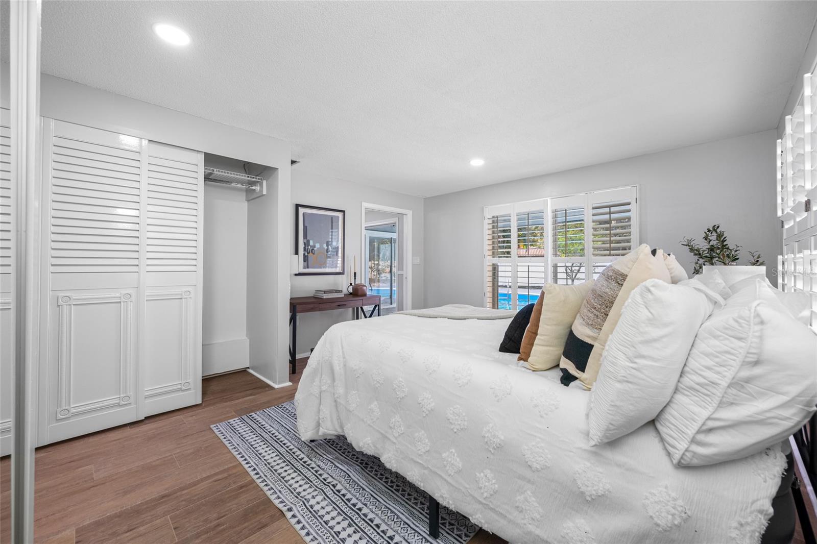 1932 ORO CT, CLEARWATER, FL — photo 25