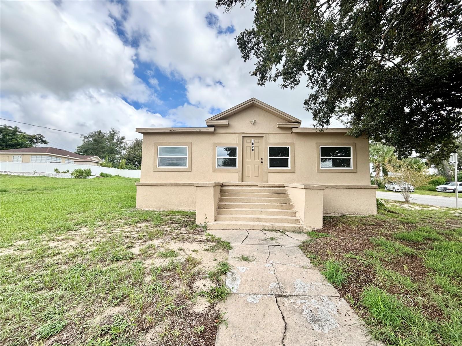 1020 E MAIN ST, HAINES CITY, FL — photo 2