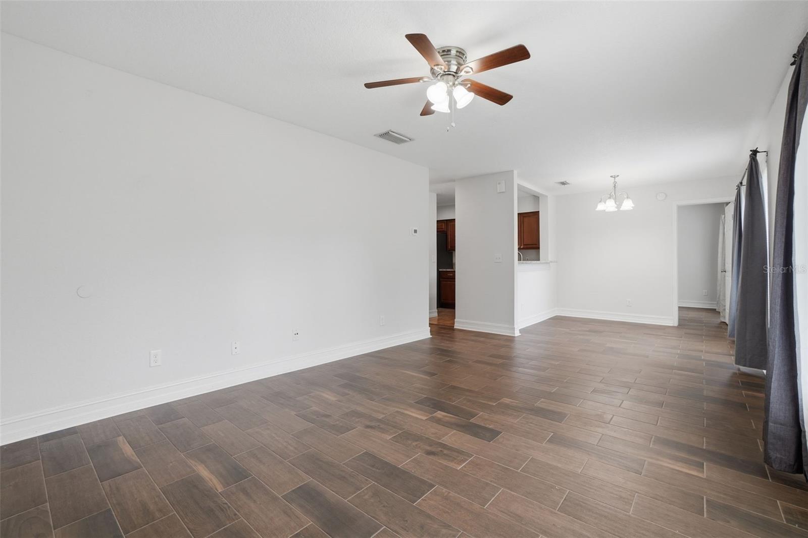 2402 NORTHLAKE DR #2402, SANFORD, FL — photo 7