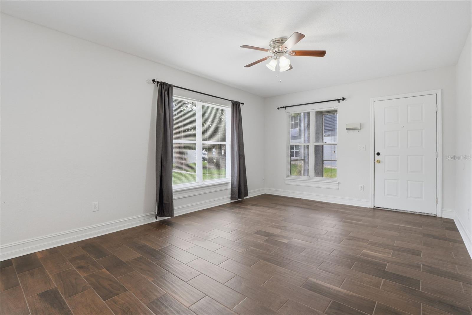 2402 NORTHLAKE DR #2402, SANFORD, FL — photo 8