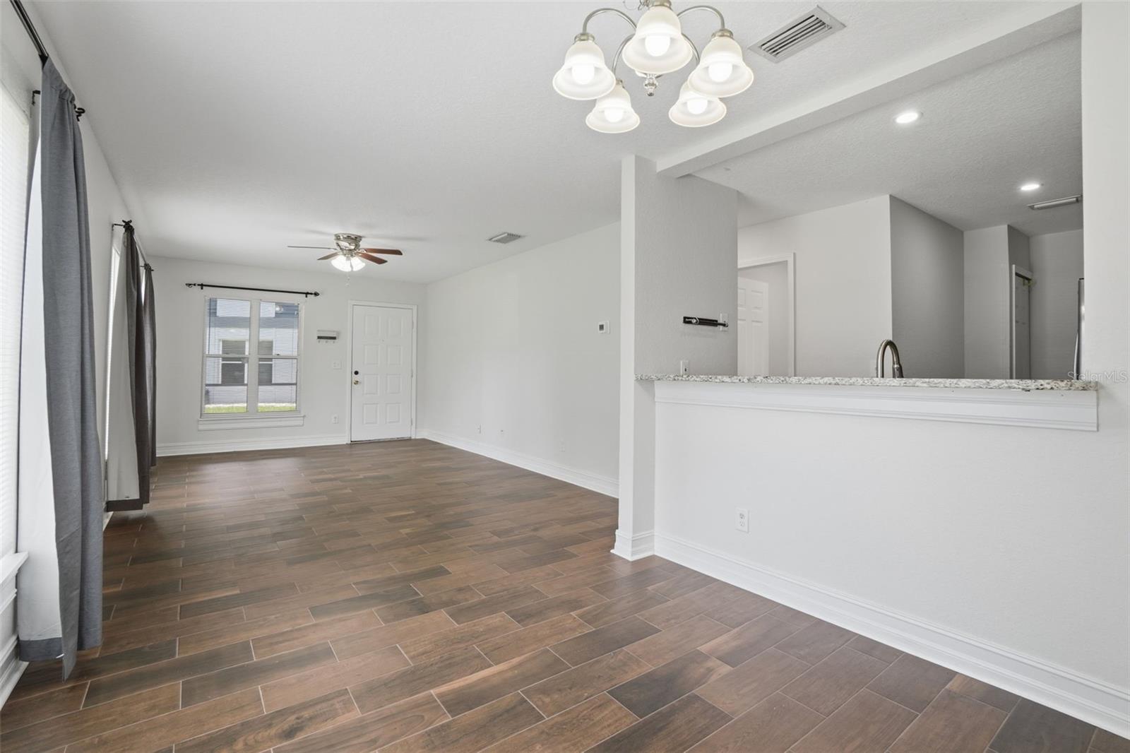 2402 NORTHLAKE DR #2402, SANFORD, FL — photo 11