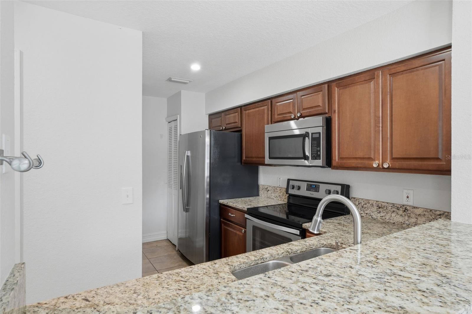 2402 NORTHLAKE DR #2402, SANFORD, FL — photo 14