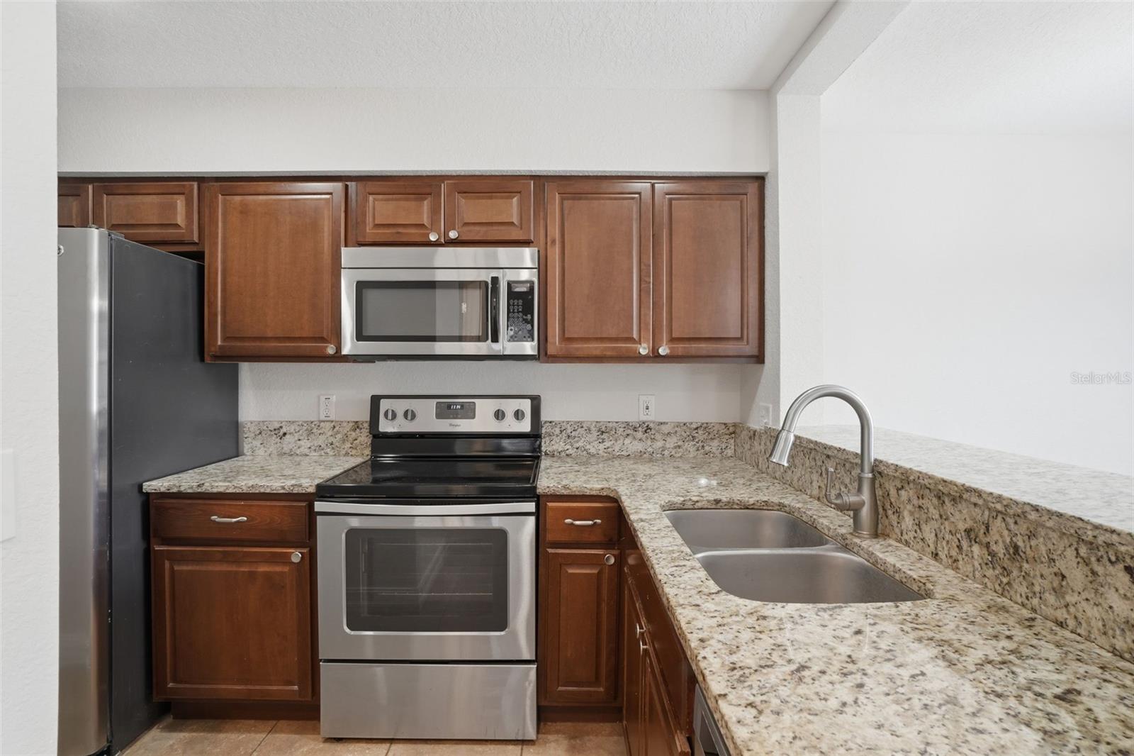 2402 NORTHLAKE DR #2402, SANFORD, FL — photo 15