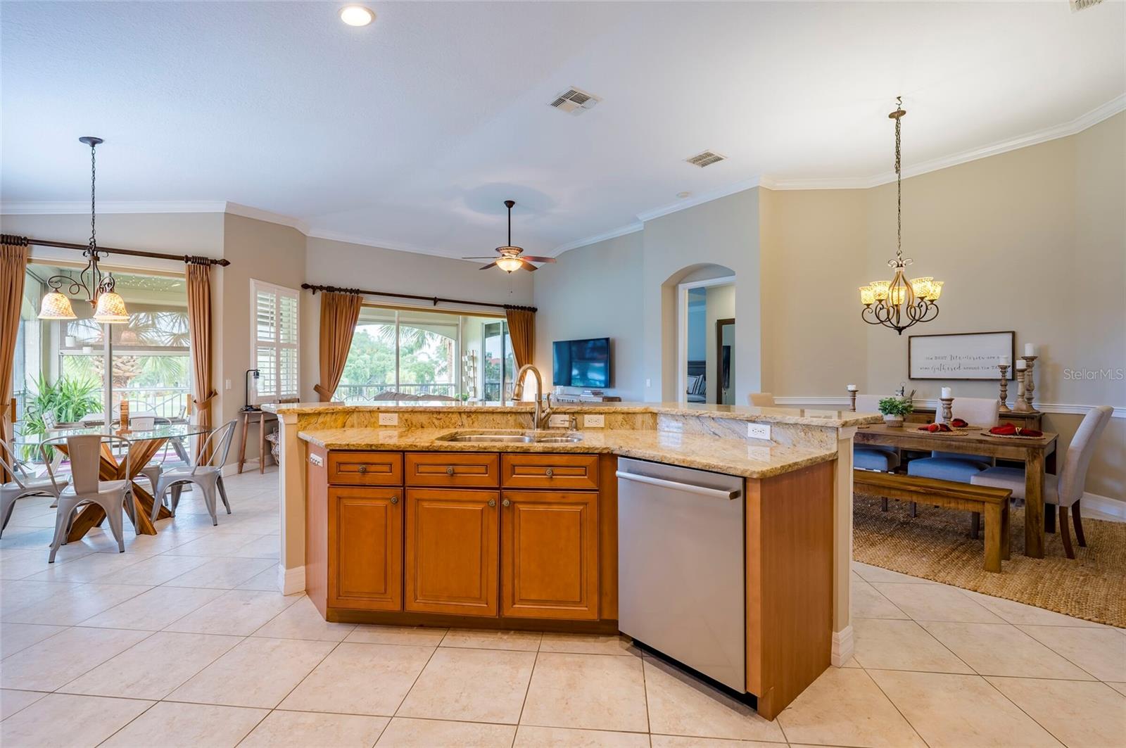 9453 NE DISCOVERY TER #201C, BRADENTON, FL — photo 4