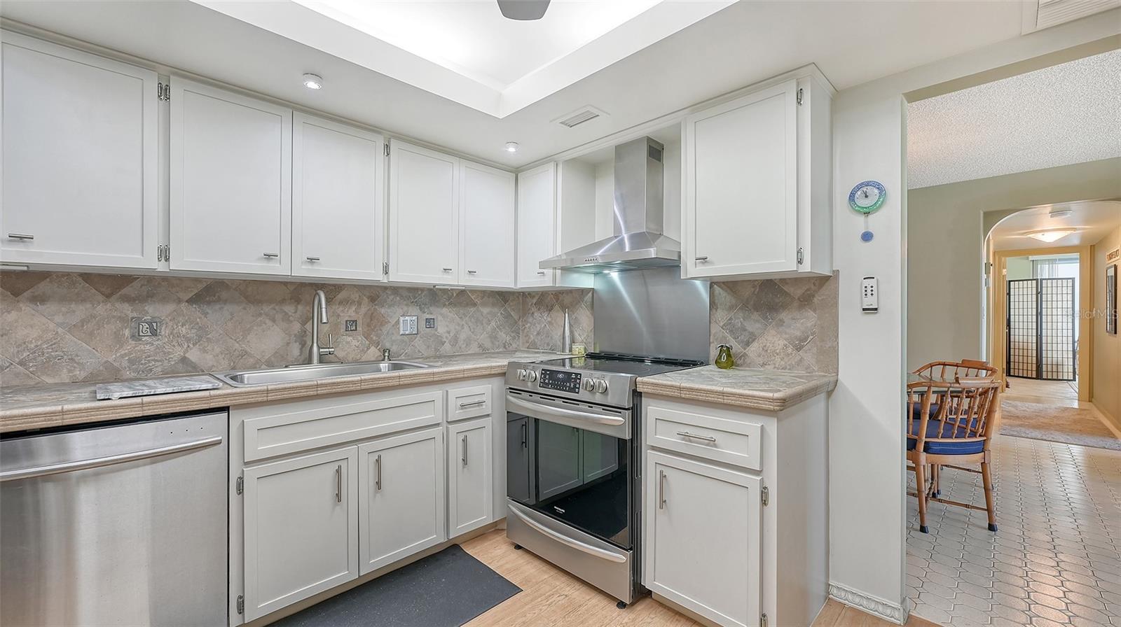 2301 GULF OF MEXICO DR #33N, LONGBOAT KEY, FL — photo 10