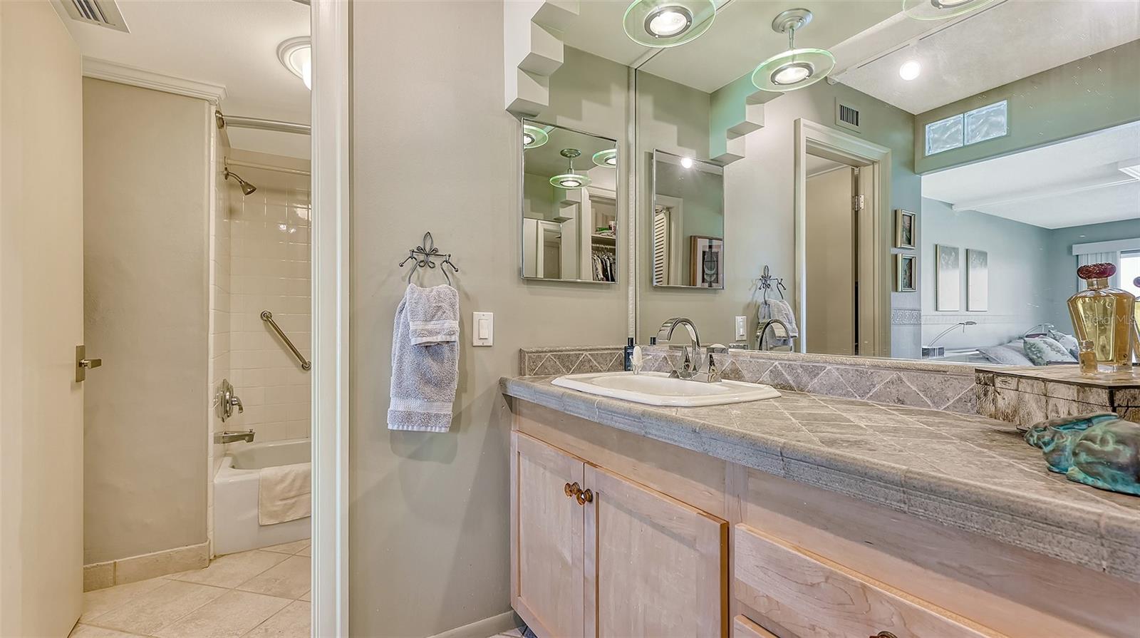 2301 GULF OF MEXICO DR #33N, LONGBOAT KEY, FL — photo 15
