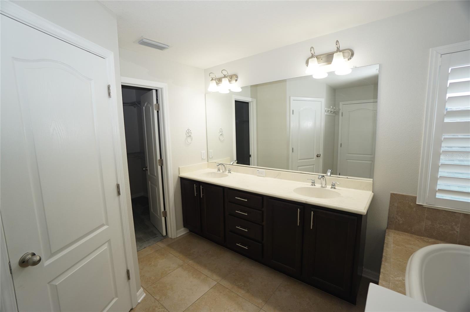 7303 S SHAMROCK RD, TAMPA, FL — photo 21