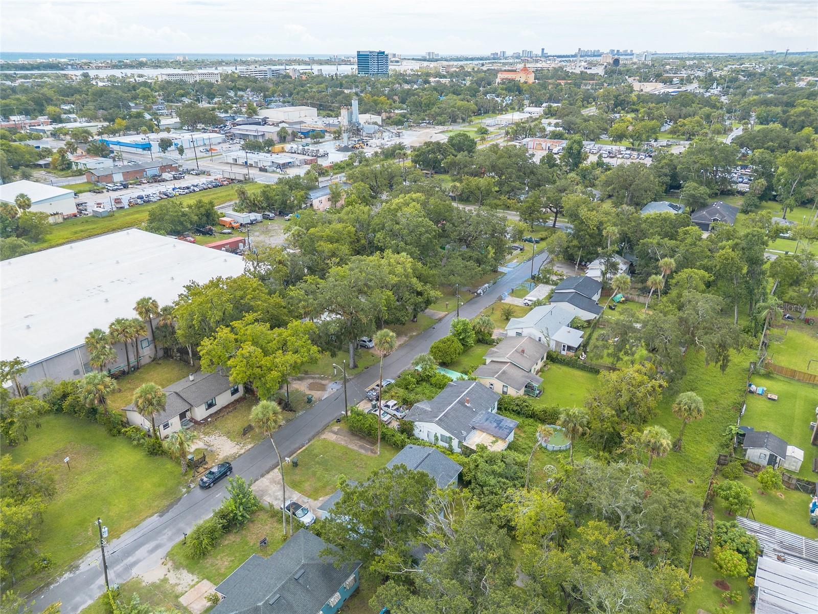 730 FLANDERS AVE, DAYTONA BEACH, FL — photo 34
