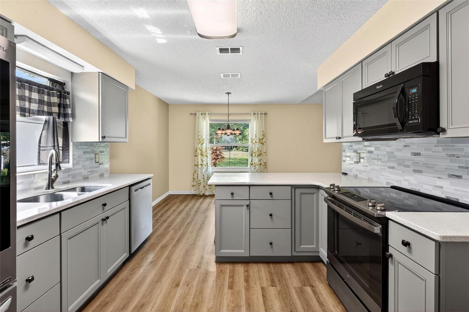 2127 KING RICHARDS CT, ORANGE CITY, FL — photo 14