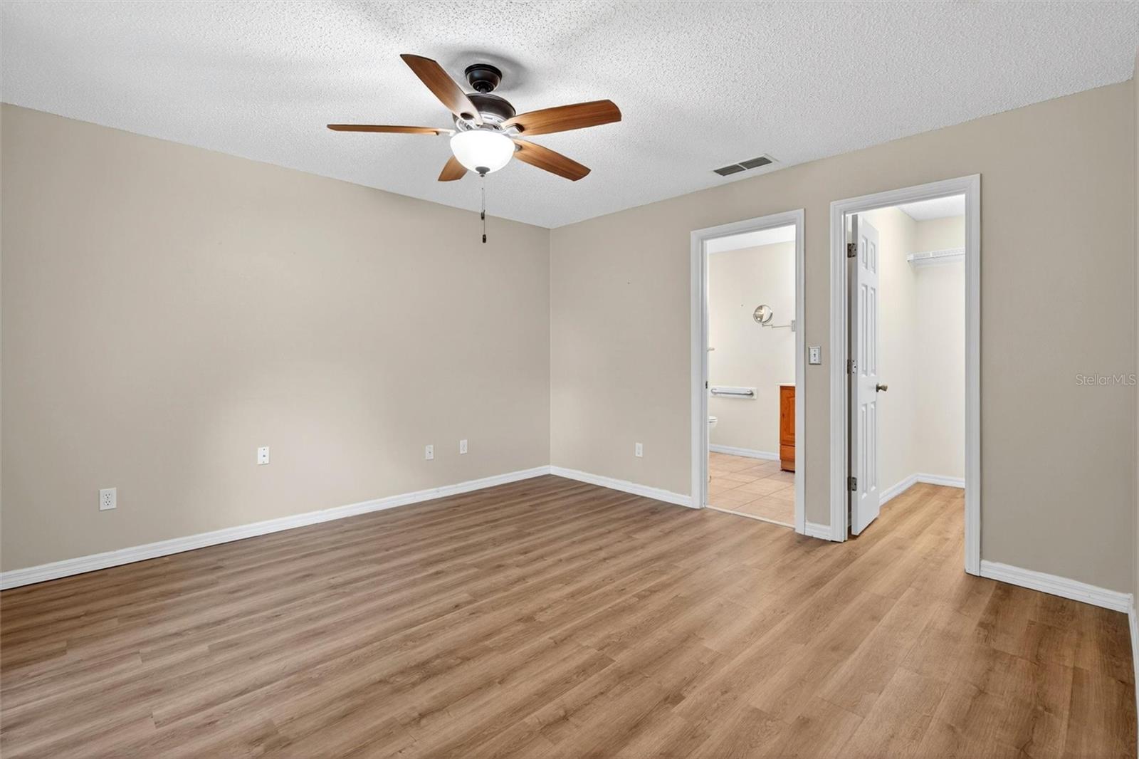 2127 KING RICHARDS CT, ORANGE CITY, FL — photo 23