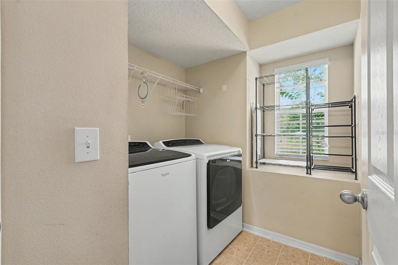 1977 SEARAY SHORE DR, CLEARWATER, FL — photo 33