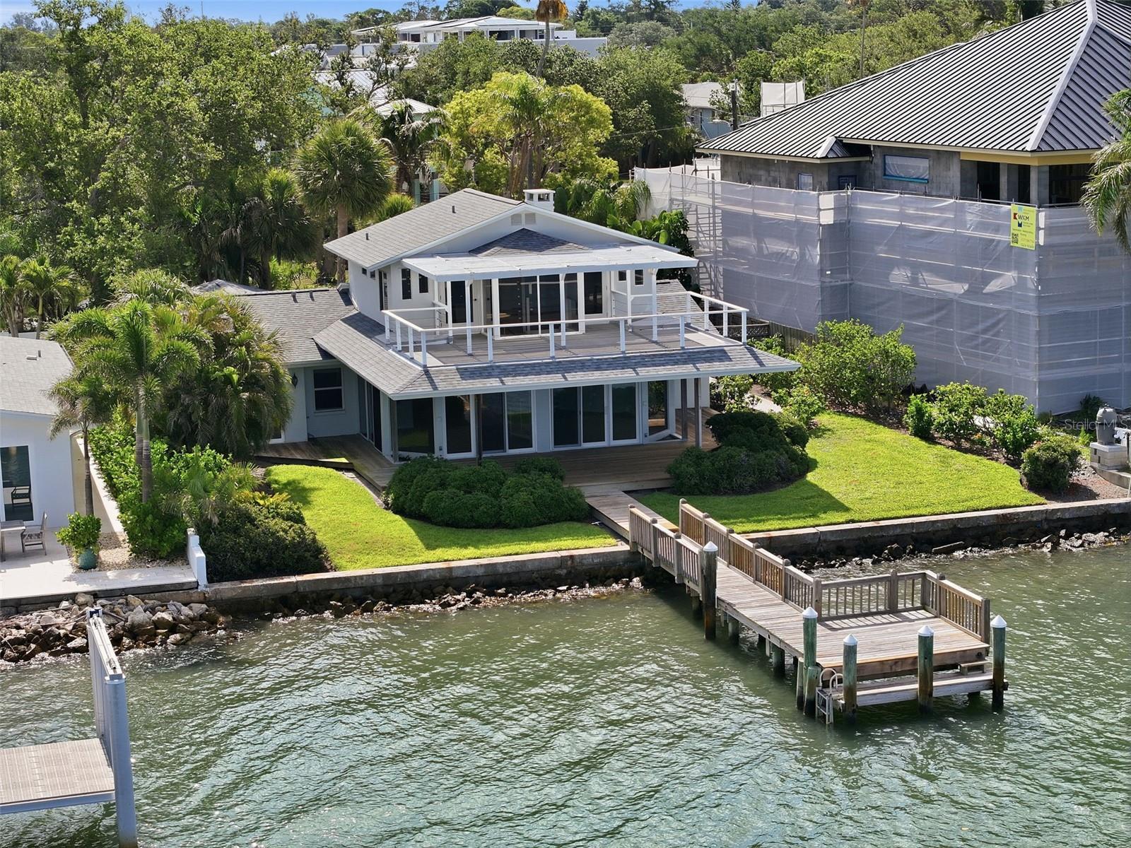 1832 VENETIAN POINT DR, CLEARWATER, FL — photo 2