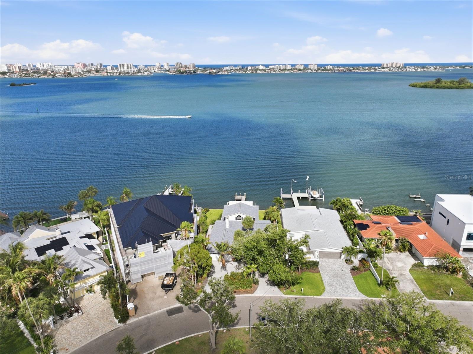 1832 VENETIAN POINT DR, CLEARWATER, FL — photo 18