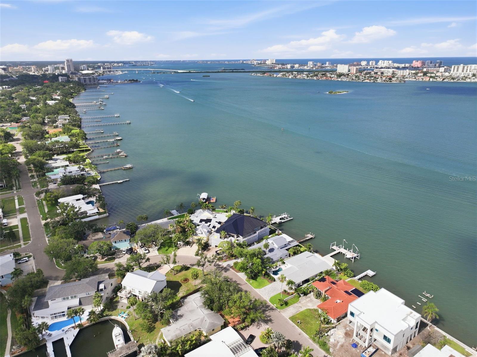 1832 VENETIAN POINT DR, CLEARWATER, FL — photo 19