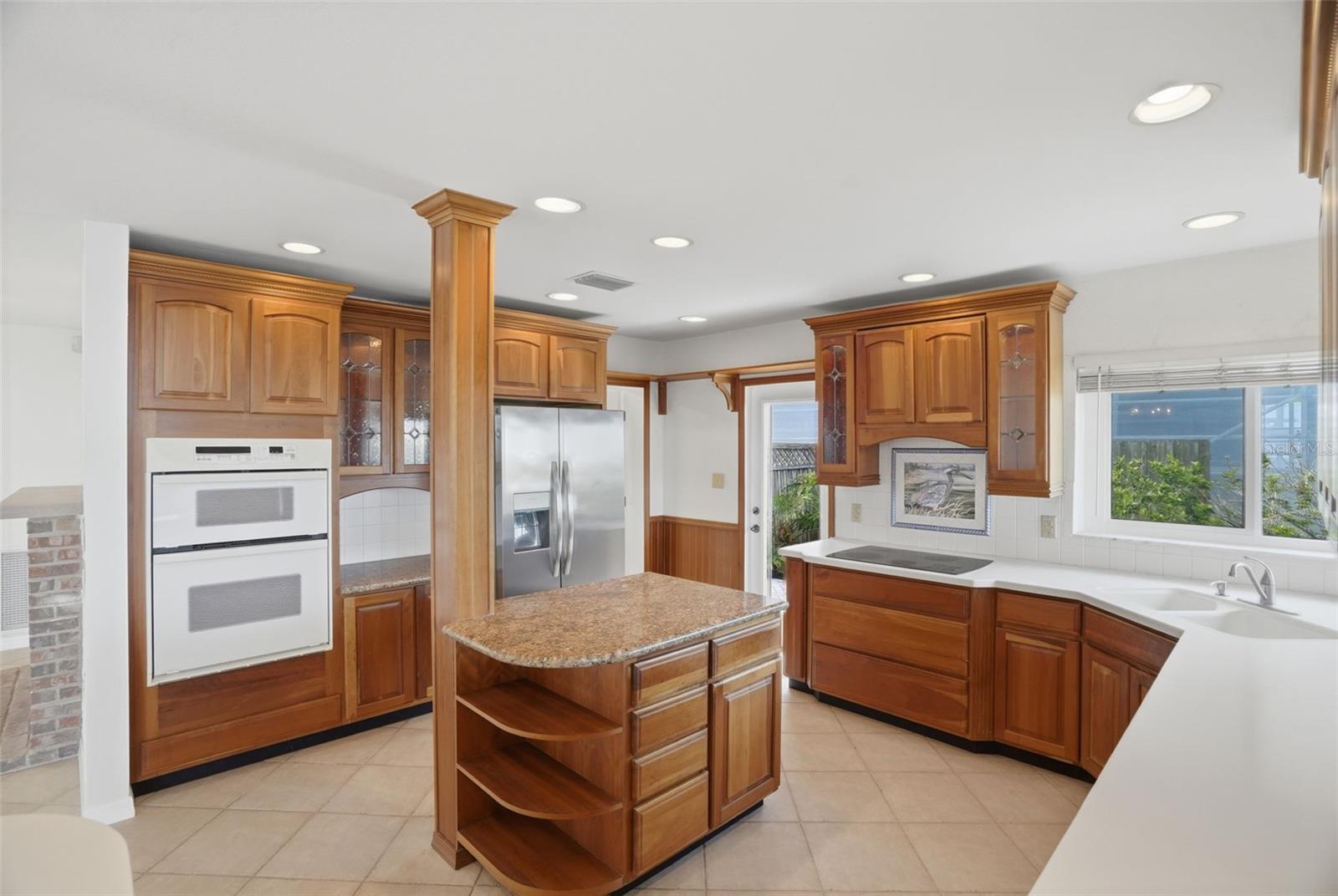 1832 VENETIAN POINT DR, CLEARWATER, FL — photo 34