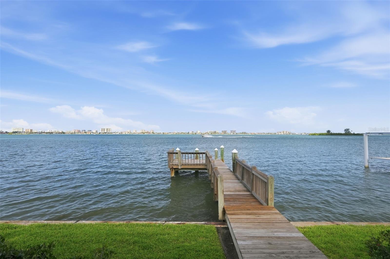 1832 VENETIAN POINT DR, CLEARWATER, FL — photo 68