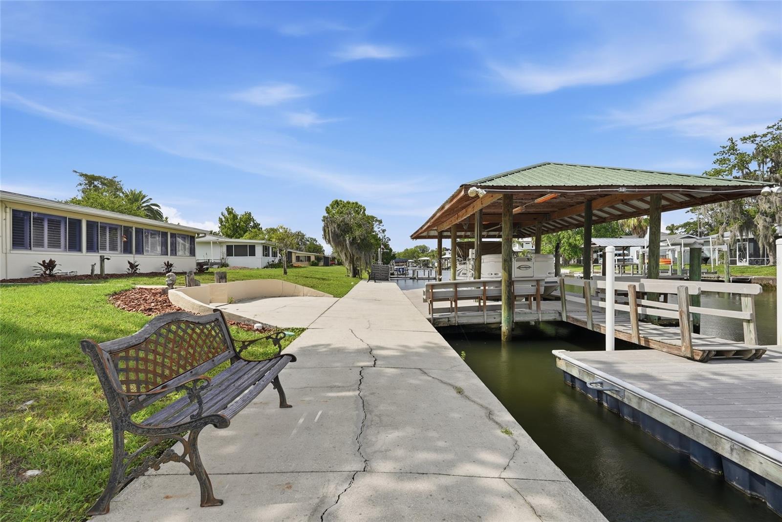 1401 SE PARADISE AVE, CRYSTAL RIVER, FL — photo 21