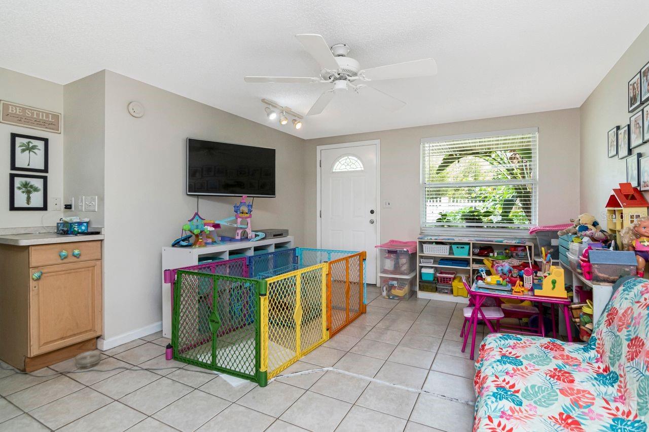 10532 67TH AVE, SEMINOLE, FL — photo 16