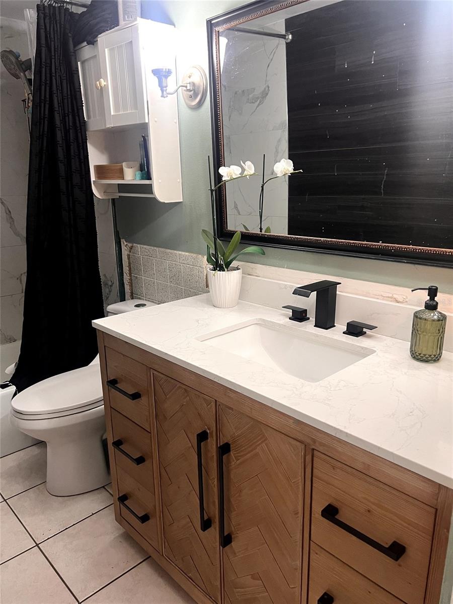 210 WALNUT AVE NW, PORT CHARLOTTE, FL — photo 7