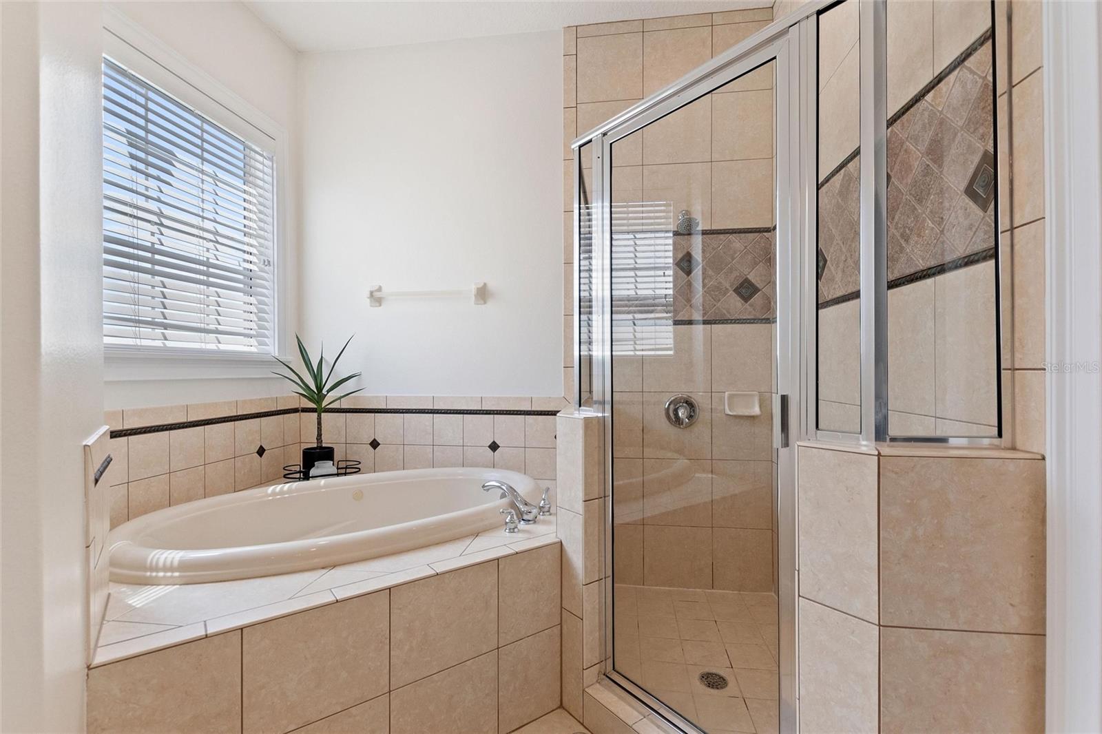 1524 EUSTON DR, KISSIMMEE, FL — photo 33