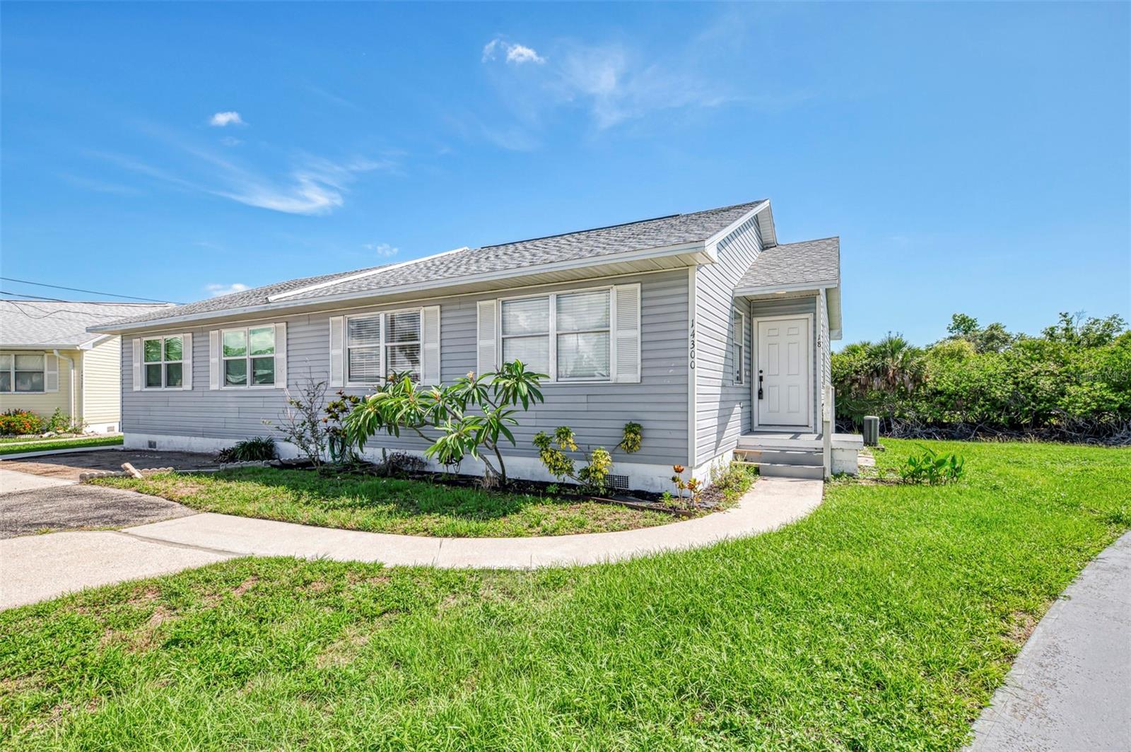 14300 WORTHWHILE RD, PORT CHARLOTTE, FL