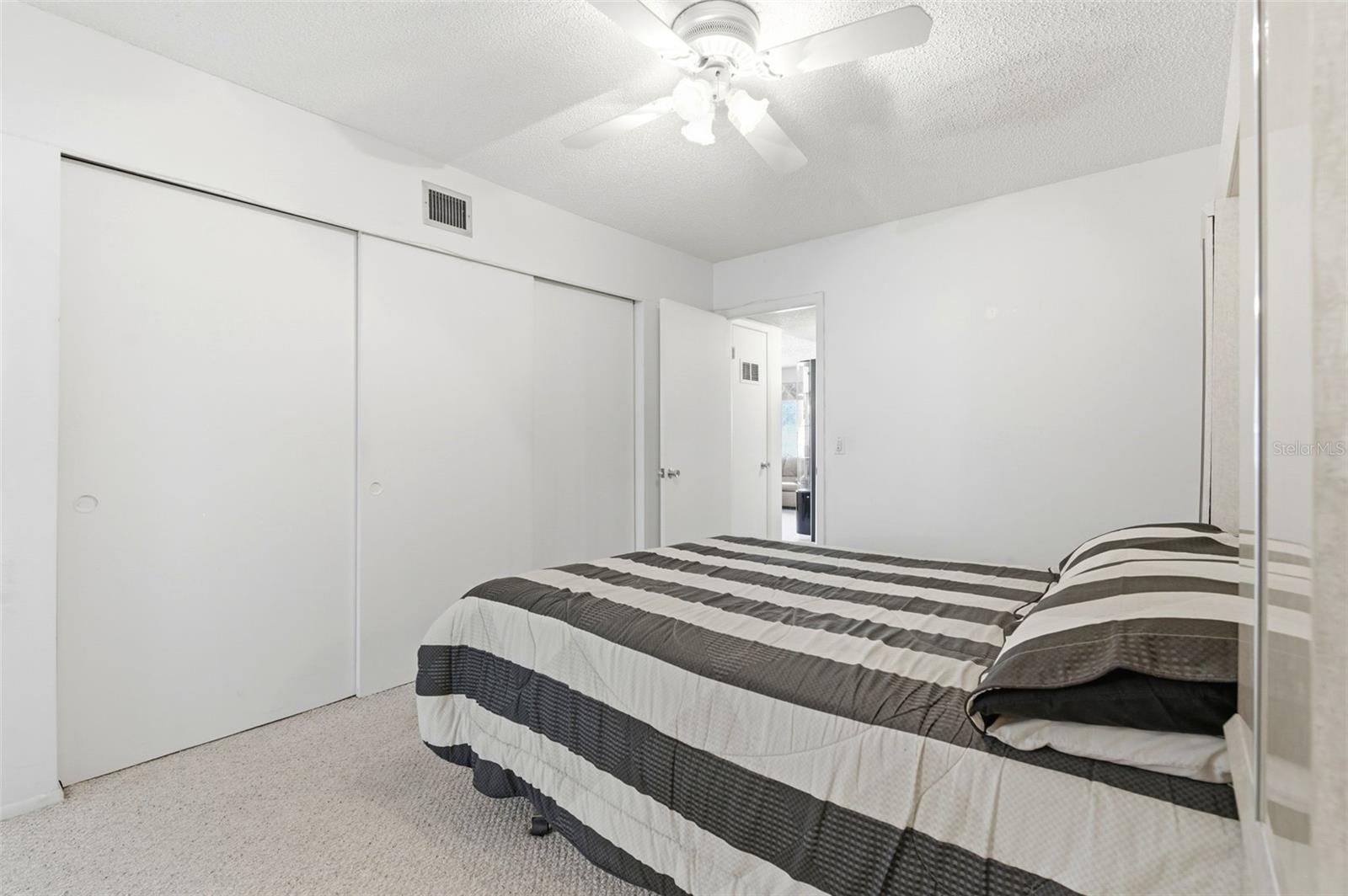 2386 SUMATRAN WAY #14, CLEARWATER, FL — photo 17
