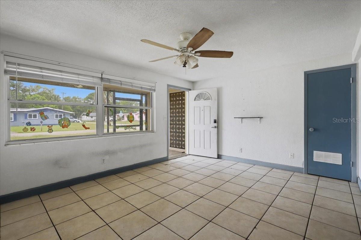 2605 YALE RD, SOUTH DAYTONA, FL — photo 10