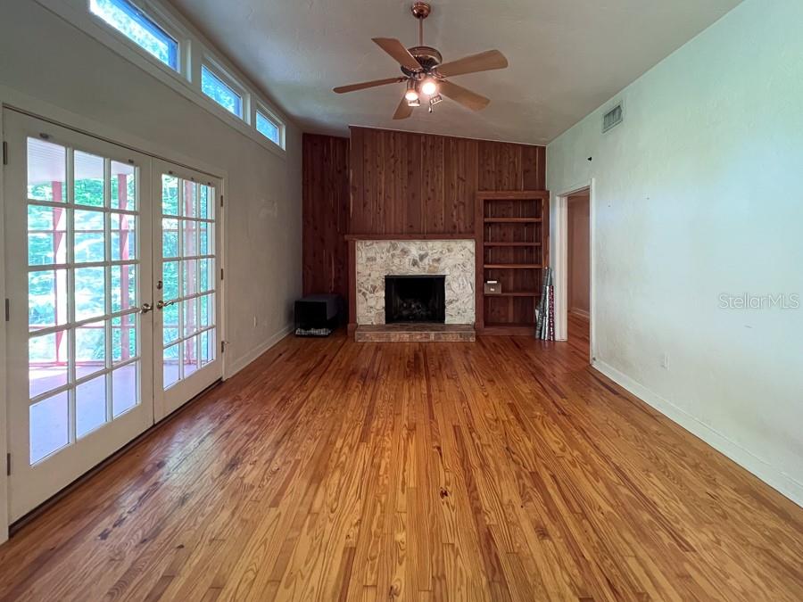 411 NW 26TH ST, GAINESVILLE, FL — photo 10