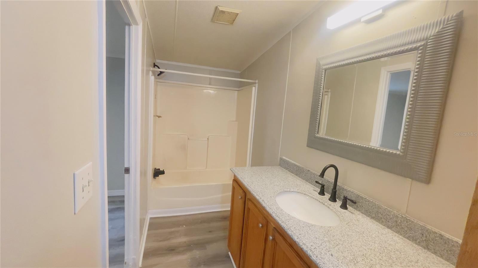 4053 NE 213TH TER, WILLISTON, FL — photo 13