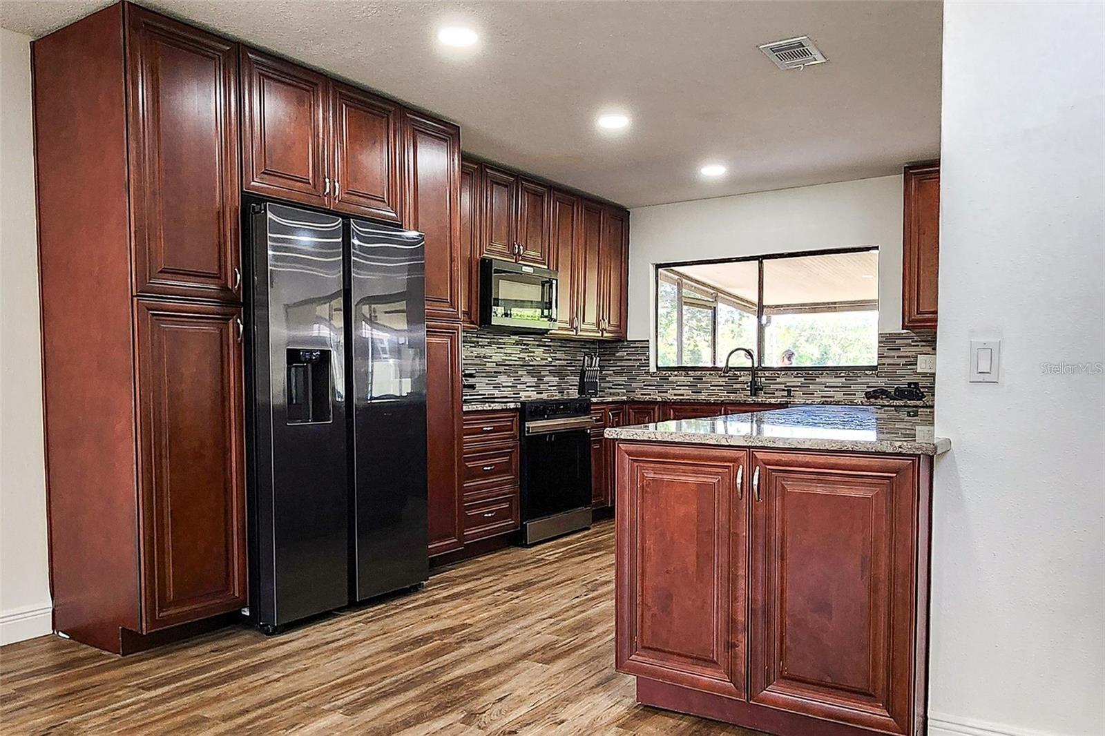 16169 GARDENDALE DR, TAMPA, FL — photo 7