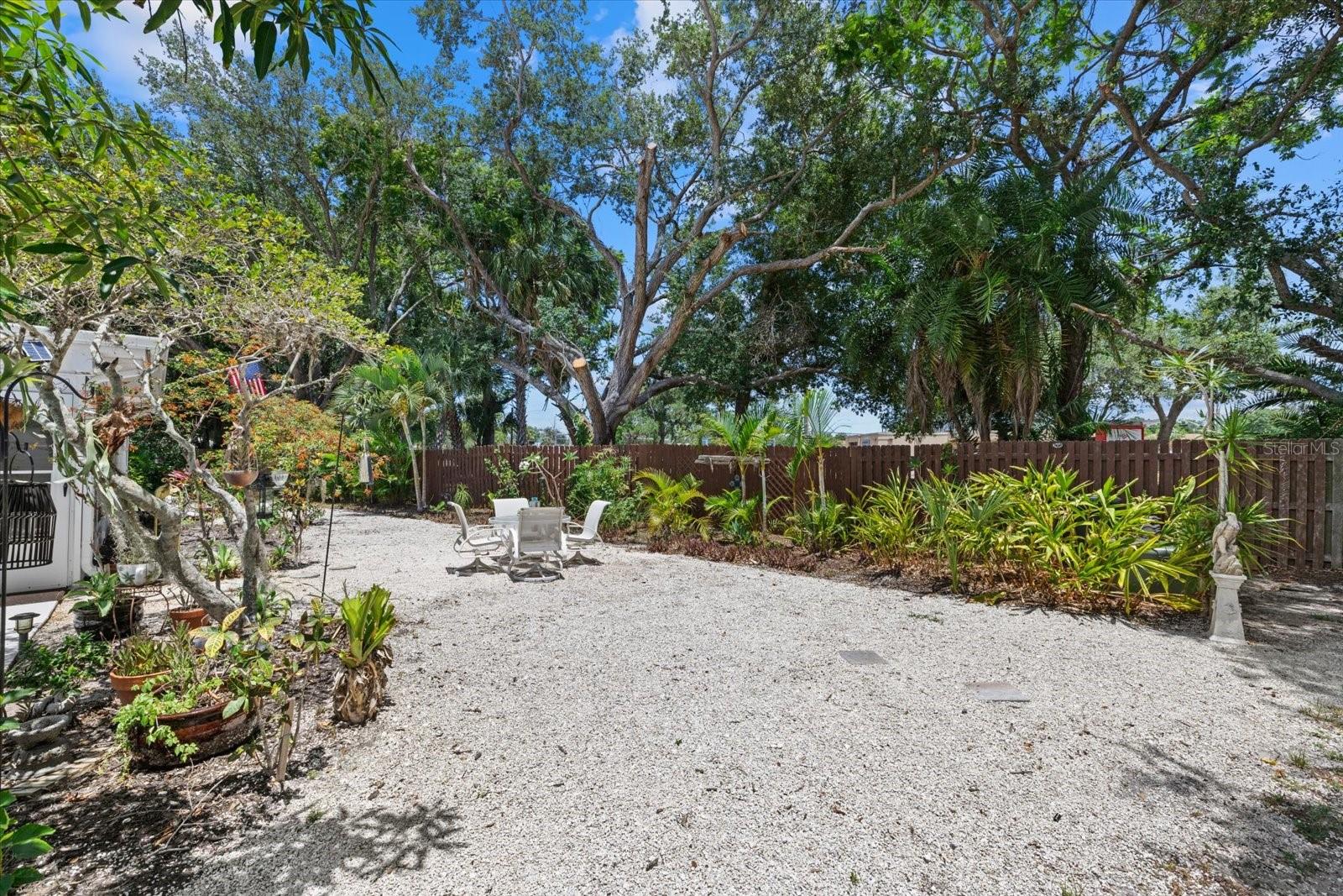 4305 CHINABERRY CIR, BRADENTON, FL — photo 23