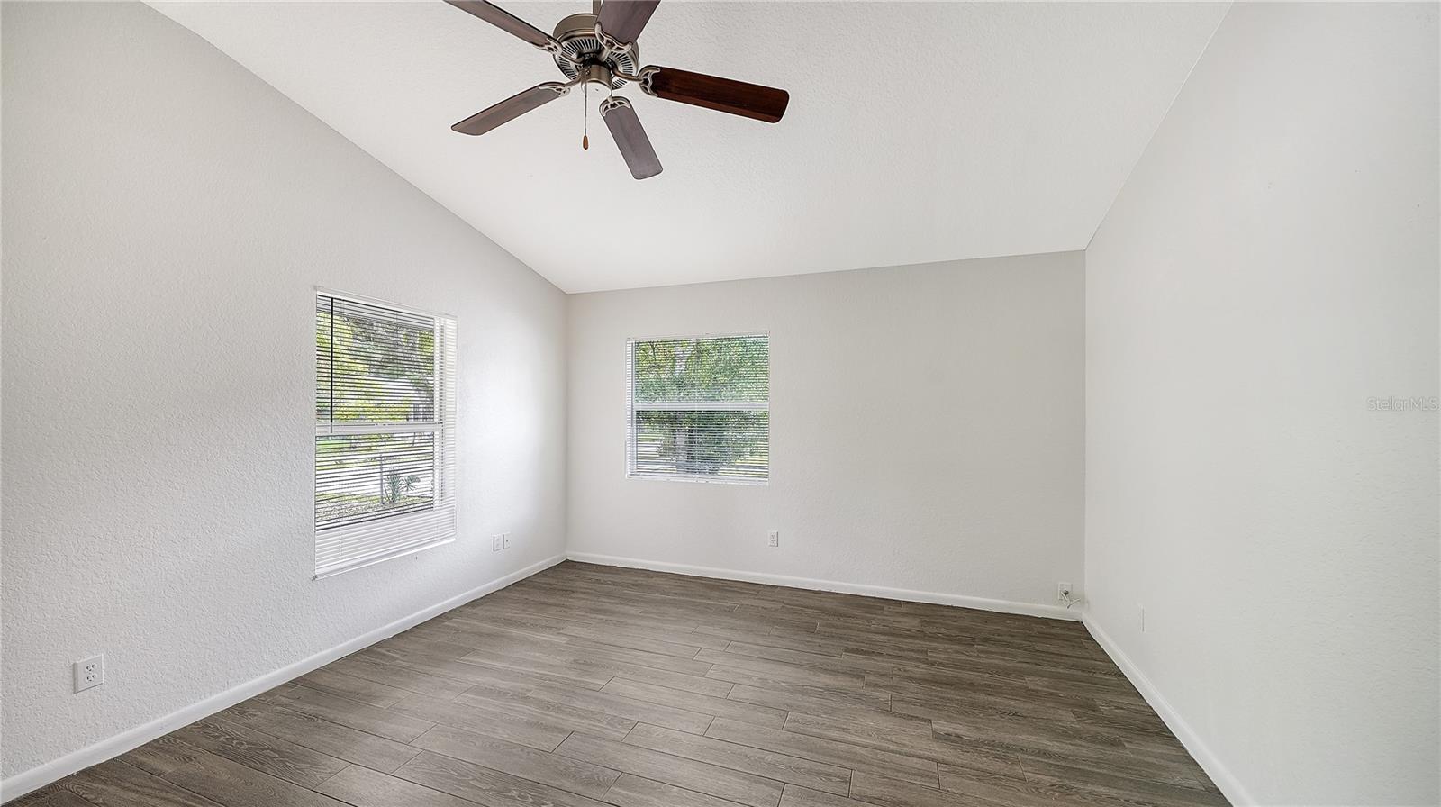 1216 34TH ST, SARASOTA, FL — photo 4