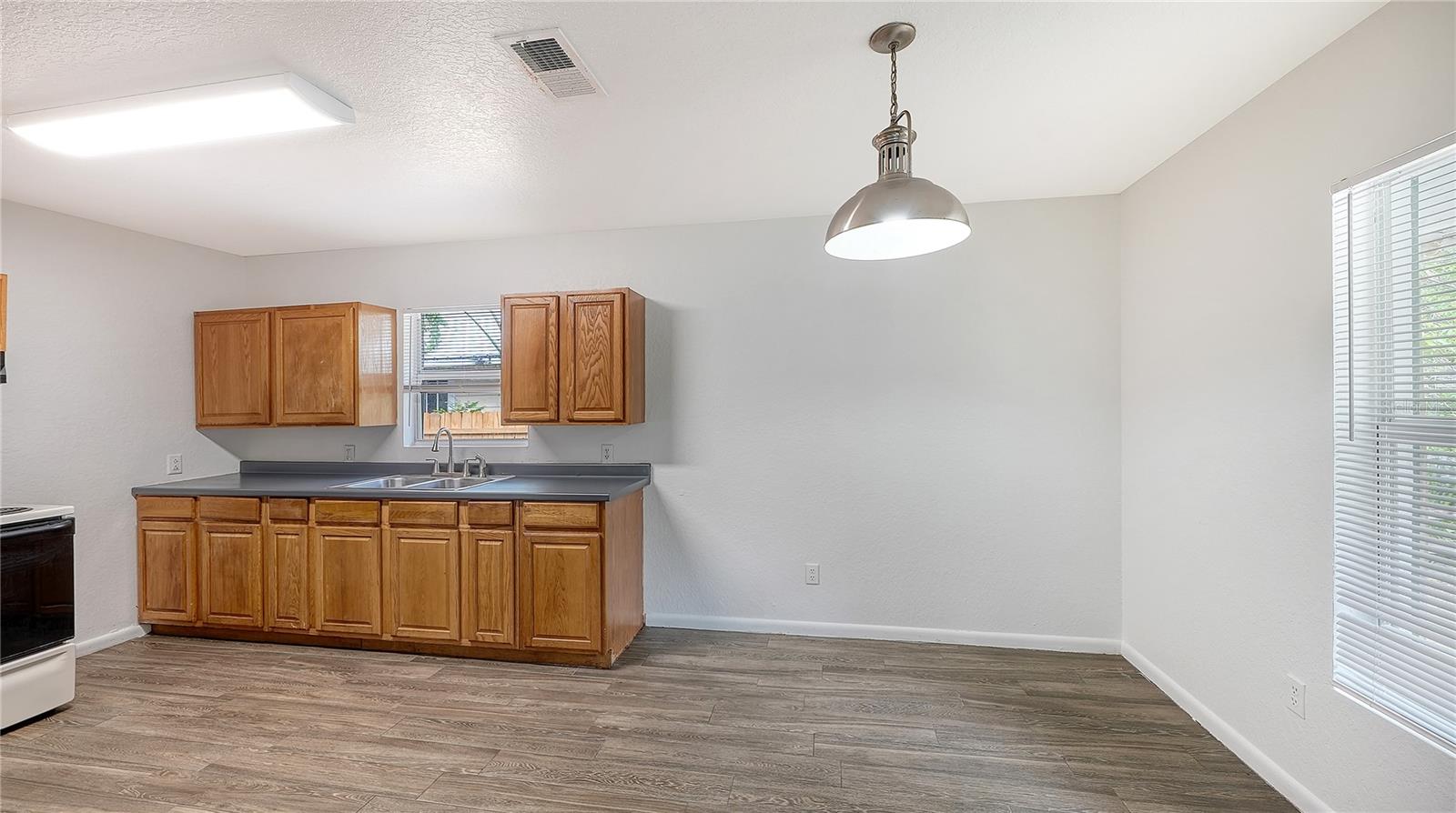 1216 34TH ST, SARASOTA, FL — photo 10
